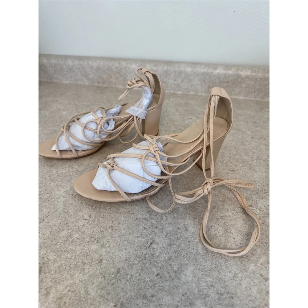 Lace Up Block Heels Sandals Women’s Size 10.5 Nude Strappy‎ Ankle Tie Shoes